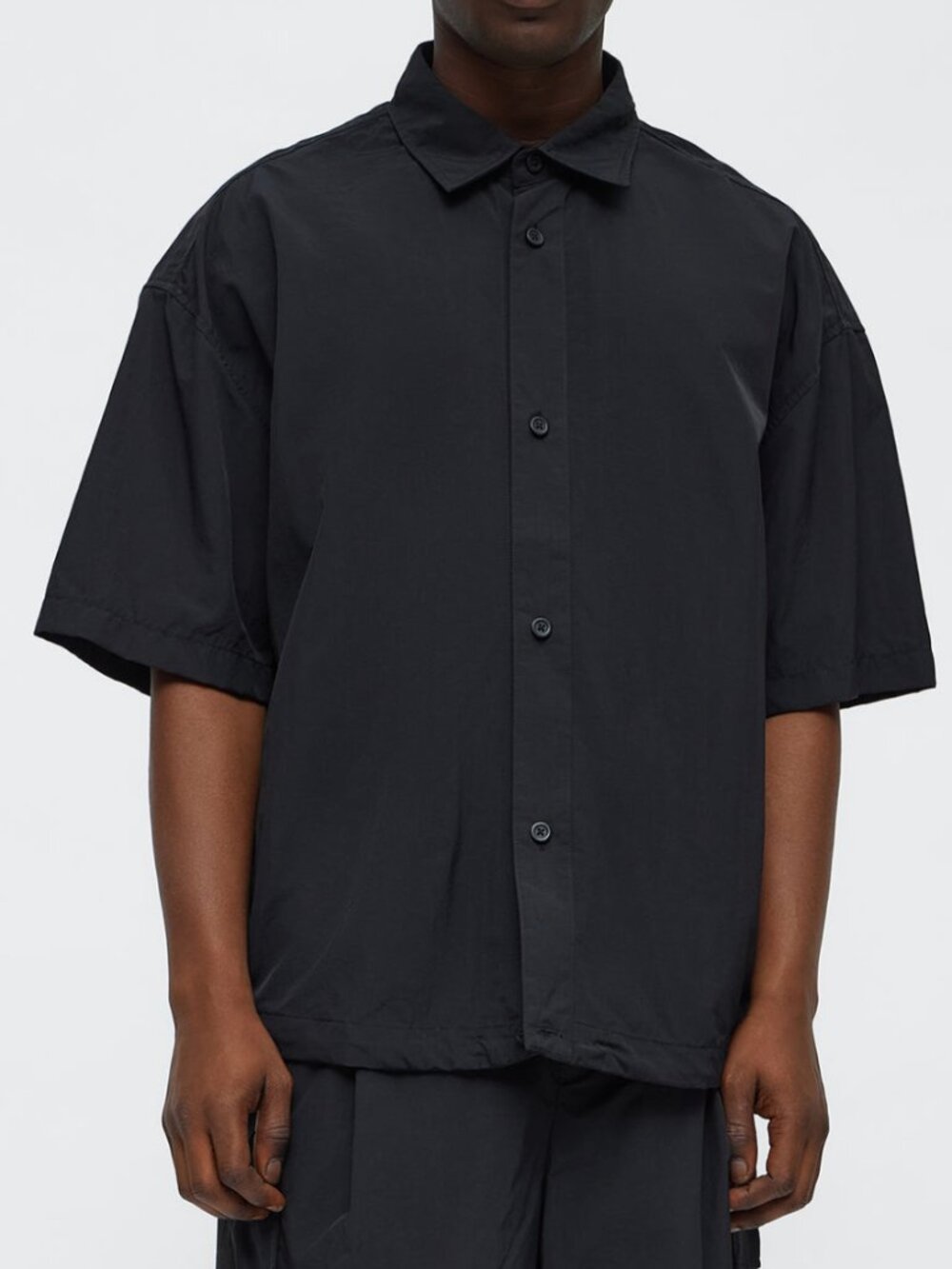 Fashion Nova Men Short Sleeve Camp Collar Nylon Button Down Shirt Black XL